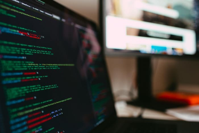 Innovative Tech Solution Icon